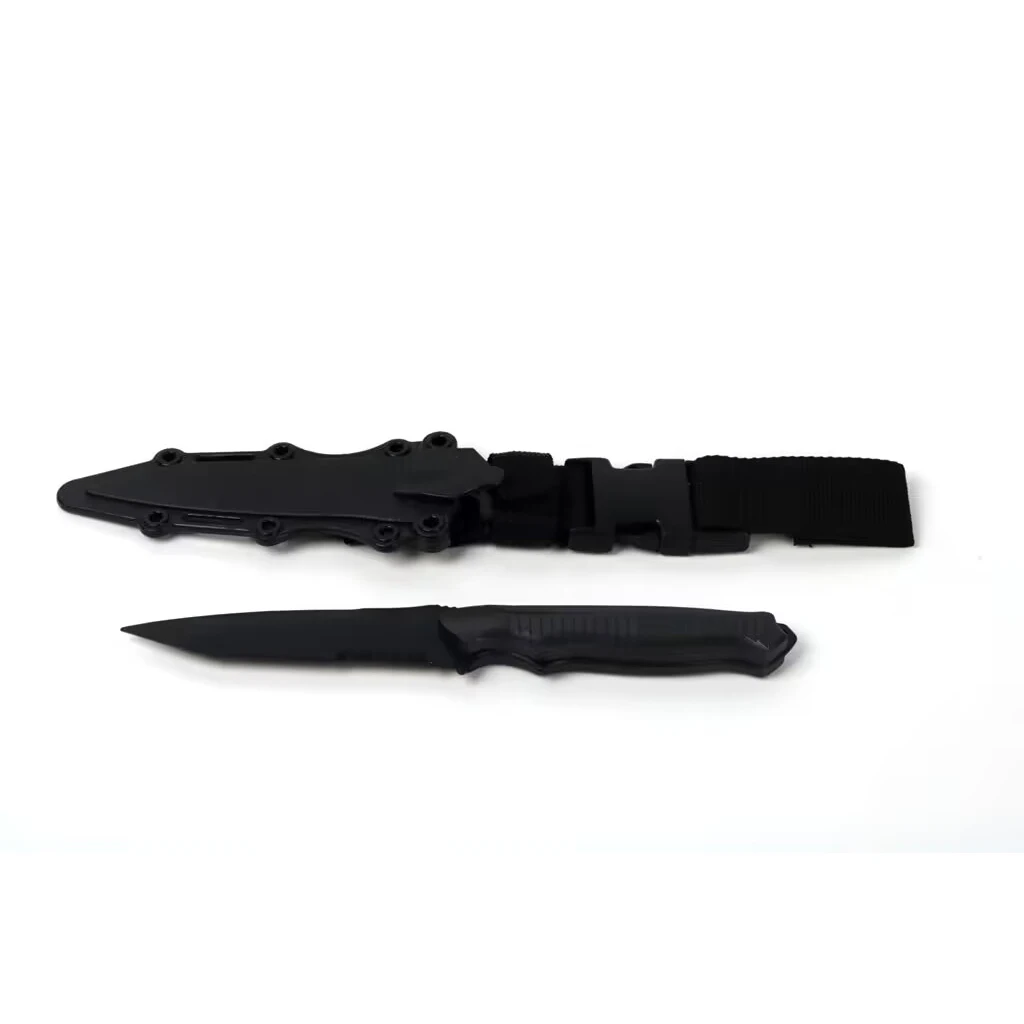 Couteau en caoutchouc modèle M - Outdoor Camping Toys avis et prix