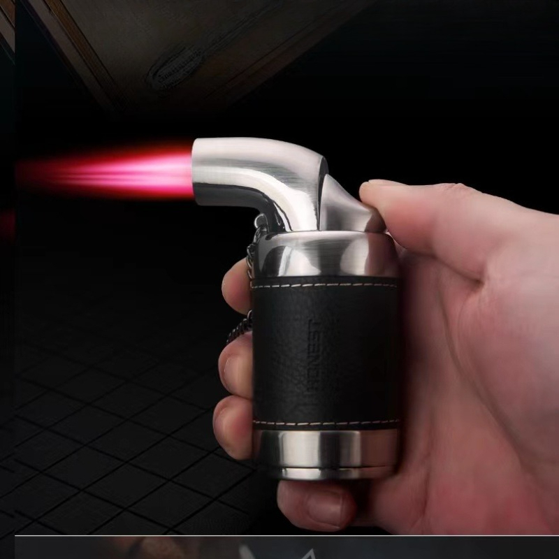 Briquet à quatre flammes HONES - Outdoor Windproof Lighter avis et prix
